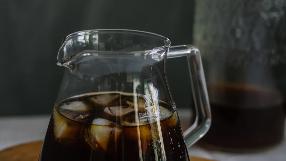 Cold Coffee Brewing vs Hot Coffee Brewing: Flavor Differences Explained